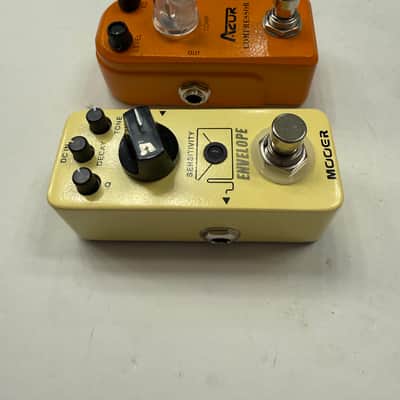 Azor Compressor + Mooer Envelope Filter Wah Mini Guitar Effect Pedal Lot Of 2 image 3