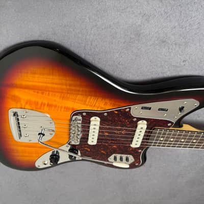 Squier Vintage Modified Jaguar with Rosewood Fretboard 2014 - 3-Color Sunburst image 6