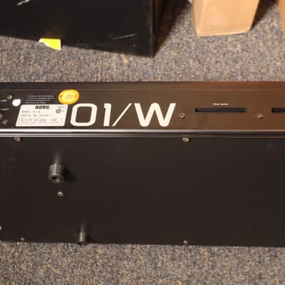 Korg 01/W Keyboard Synthesizer Workstation with manual used image 8