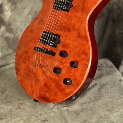 Parker PM-20 Single Cut Dual Humucker Neck Thru Quilted Bubinga Top w Deluxe Gigbag Included image 6