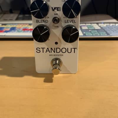 VFE Standout mid booster 2018 Gloss White image 2