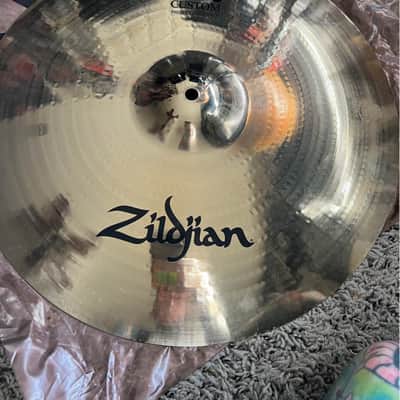 Zildjian 17” A Custom Projection Crash — Excellent condition / Like New — Powerful Rock Crash image 2