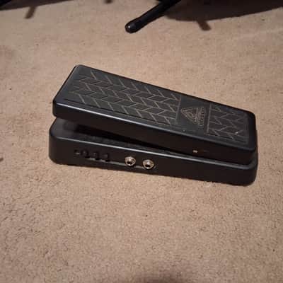 Behringer HB-01 Hell Babe image 4