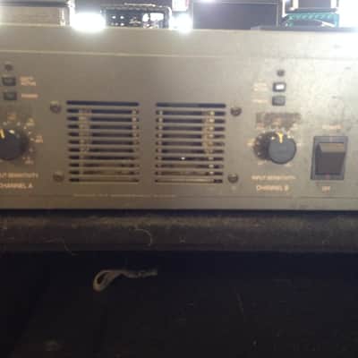 Peavey M-4000 Mark V Series Stereo Power Amp image 4