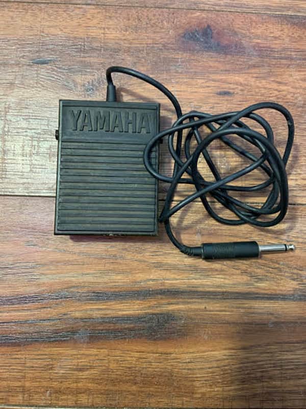 Yamaha compact sustain pedal image 1