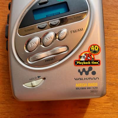 Sony WM-FX244 AM FM cassette walkman Early 2000s - Silver image 1