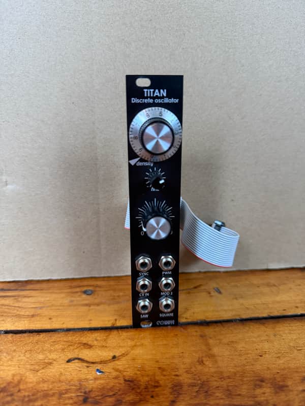 Titan Discrete Oscillator Eurorack Module image 1