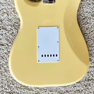 Mint Fender Yngwie Malmsteen Stratocaster White Electric Guitar, Scalloped board image 2