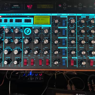 Moog Minimoog Voyager RME Rack Mount Edition Monophonic Synthesizer 2005 - 2015 - Black