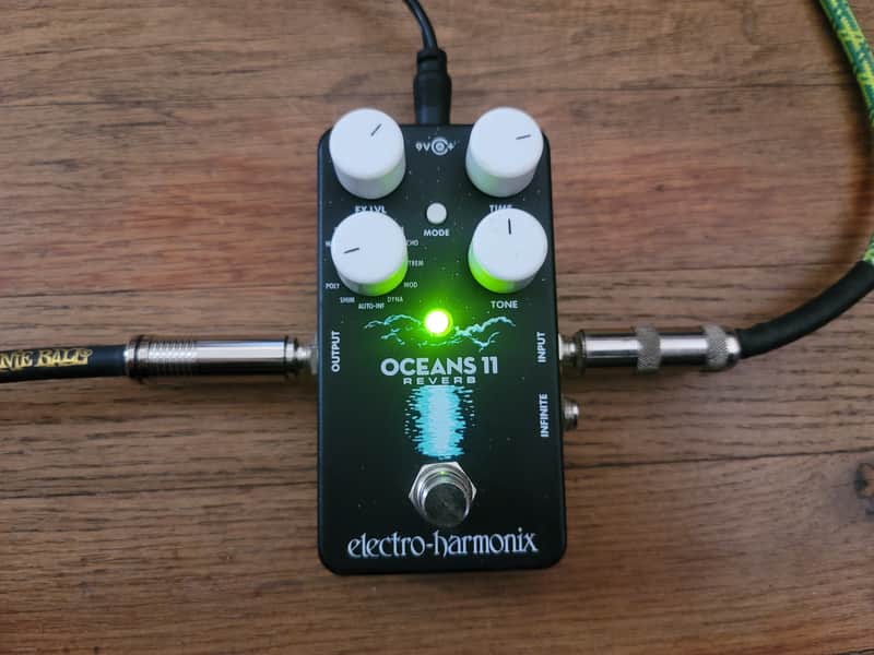 Electro-Harmonix Oceans 11 Multifunction Digital Reverb Pedal – Tested – Excellent image 1