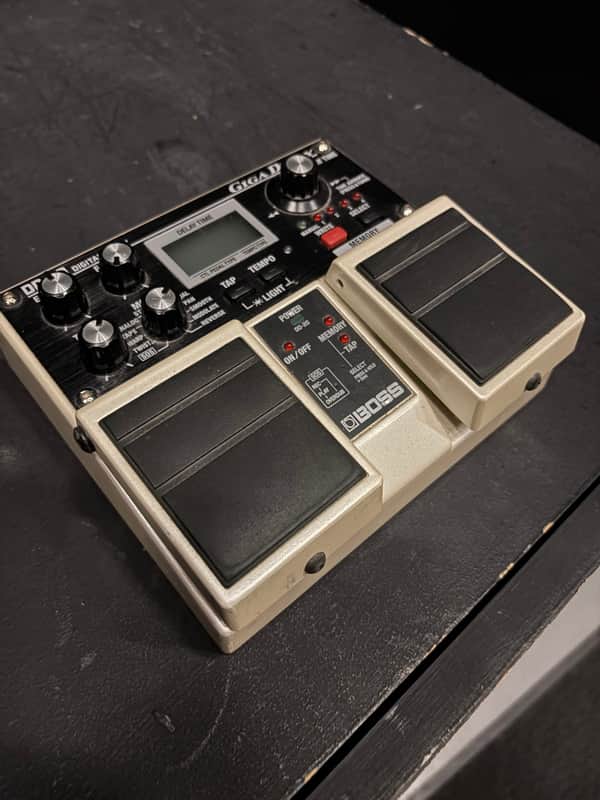 Boss DD-20 Giga Delay 2005 - Present - White image 1