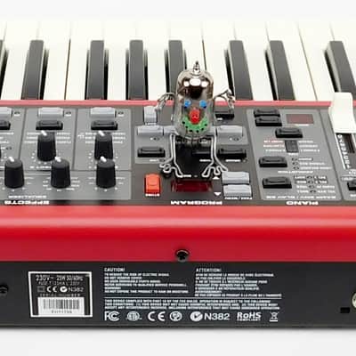 Clavia Nord Electro 4D 61er Synthesizer Orgel Piano + Neuwertig + 1,5J Garantie image 2