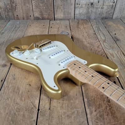 Fender '54 Stratocaster Custom Shop 1998 Gold Hardware, Orig Case & Paperwork- Aztec Gold image 10