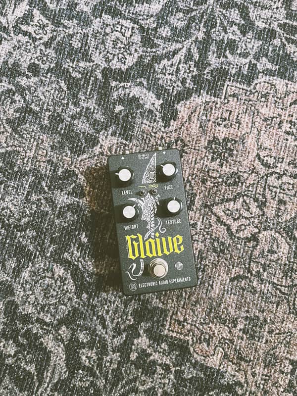 ELECTRONIC AUDIO EXPERIMENTS |  Glaive - Black