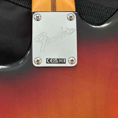 Fender American Professional Classic Jaguar 2025 - Present - 3-Color Sunburst image 16