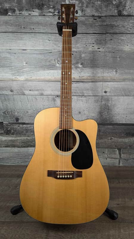 Martin DC-1E w/Case image 1