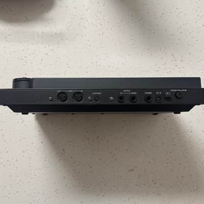 Yamaha QY300 1994 image 3