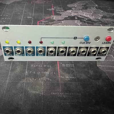 Intellijel uMIDI 1U MIDI Interface Eurorack Synth Module 2016 - 2019 - White image 2