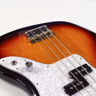 Fender Limited-Edition Mark Hoppus Jaguar Bass Guitar 3-Color Sunburst image 5