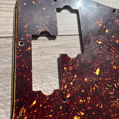 Vintage Fender Precision 60 thru 71  Tortoise USA avri 62 60’s pickguard USA image 14