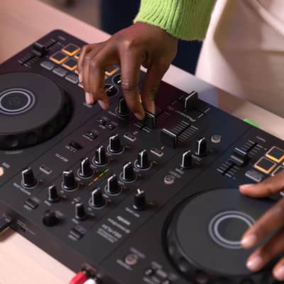 Pioneer DJ DDJ-FLX4 2-Channel DJ Controller *USA Small Business* image 2