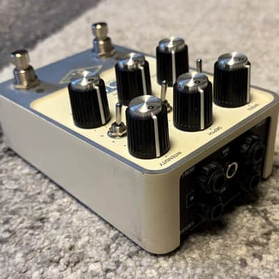 Universal Audio UAFX Astra Modulation Machine image 5
