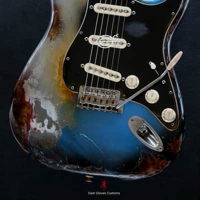 Fender Stratocaster Pelham Blue / Silver Gray Heavy Aged Relic by East Gloves Customs image 7