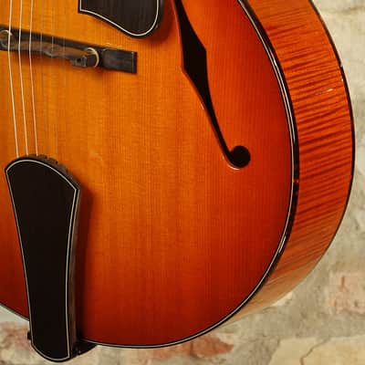 BOURGEOIS LC4 Limited Edition Acoustic Archtop - 2002 - n.3 di 12 pezzi al mondo - Violin Burst image 14