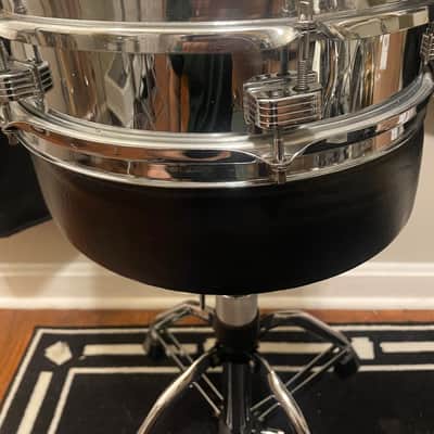Ludwig No. 405 Aluminum Piccolo 3x13" 6-Lug Snare Drum with Pointed Blue/Olive Badge 1969 - 1979 - Chrome-Plated image 3