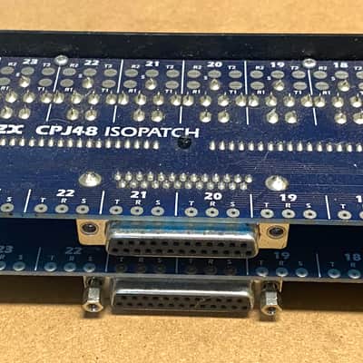 Signex Isopatch CPJ48 - Black/blue - Dsub to 1/4 - From Working Studio image 8