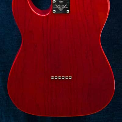 Fender Custom Shop Deluxe Telecaster 2012 – Quilted Maple Top Candy Red image 9