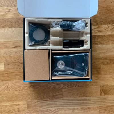 Sennheiser XSW-D Digital Wireless Instrument Pedalboard System Set with 1/4" Transmitter and Receiver **super-MEGA-clean & complete in-box! image 1