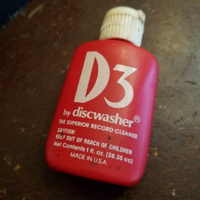 Discwasher Early Vinyl Record Cleaning Brush and fluid kit 1970s - Walnut image 3