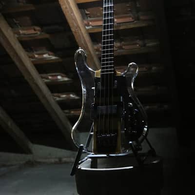 FMW-Guitars Rico Custom Rickenbacker 4001 Clone - transparent image 12