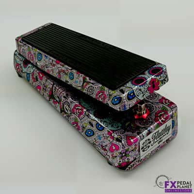 Flattley Guitar Pedals The Wah 2023 - Sugar Skulls image 8