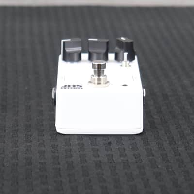 JHS 3 Series Harmonic Trem 2022 - Present - White image 6