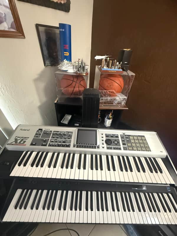 Roland Fantom-X6 61-Key Workstation Keyboard | Reverb