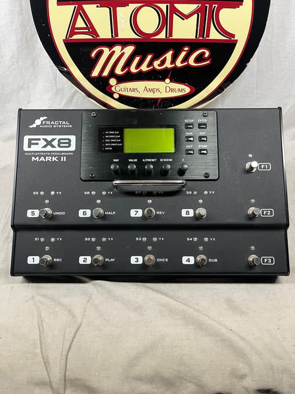 Fractal Audio FX-8 FX8 Mark II MKII 2 Multi-Effects Pedalboard