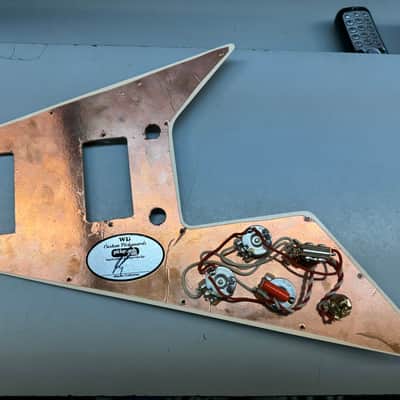 WD Music Flying V Wired Pickguard Pots, Switch & Jack image 4
