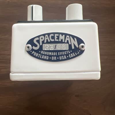 Spaceman Saturn V - VERY RARE - White/White Edition image 6