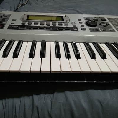 Roland Fantom Xa 61-Key Workstation Keyboard 2004 - 2006 - Silver image 5