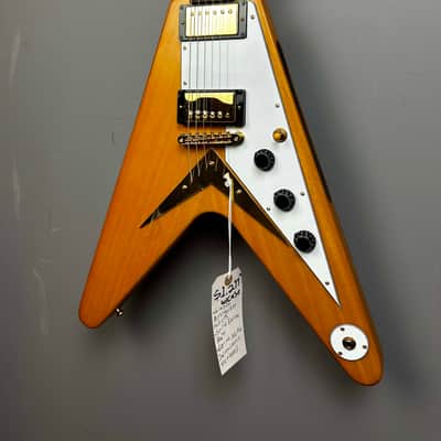 Epiphone Korina Flying V 2023 - Aged Natural (White Pickguard) image 3