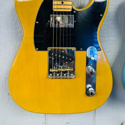 Fender American Professional II Telecaster with Maple Fretboard 2020 - Present - Roasted Pine image 2