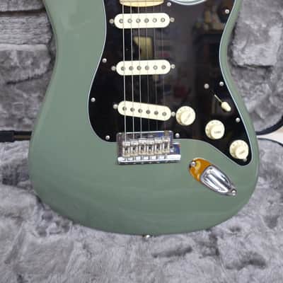 Fender Stratocaster Electric Guitar 2017 MADE IN USA image 6
