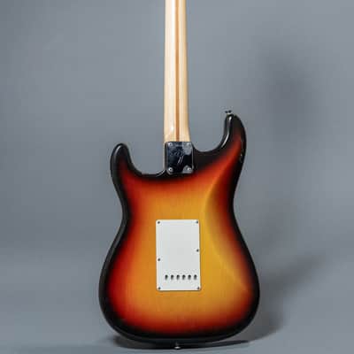 Fender Stratocaster 1971, Sunburst image 10