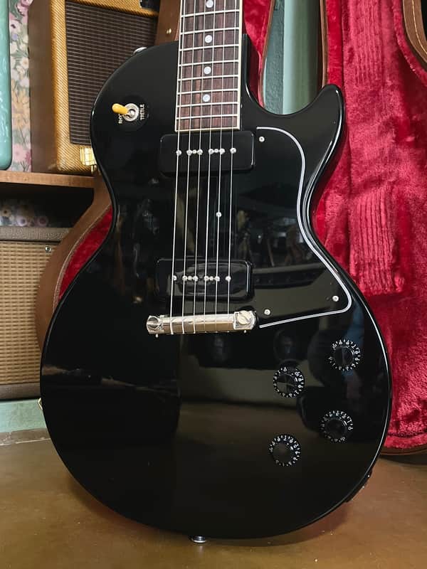 2025 Gibson Les Paul Special – Ebony – P-90s – 7.78 lbs – OHSC