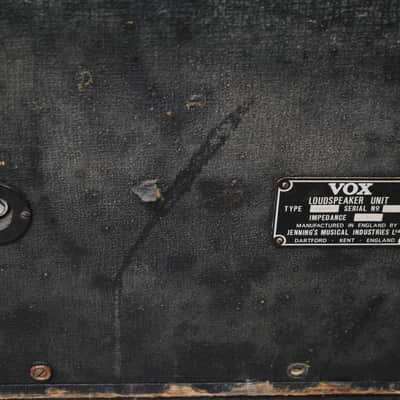 VOX Foundation Vintage Bass Guitar Amp + Cab image 5