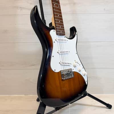 AXL S-Type Strat-Style Electric Guitar – 3-Tone Sunburst image 1