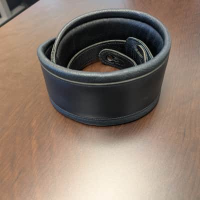 Levy's Leathers Signature Legacy Series 3" Veg-Tan Leather Guitar Strap, Black (MSS1-BLK) image 2