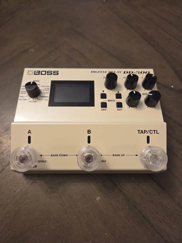 Boss DD-500 Delay 2015 - Present - White